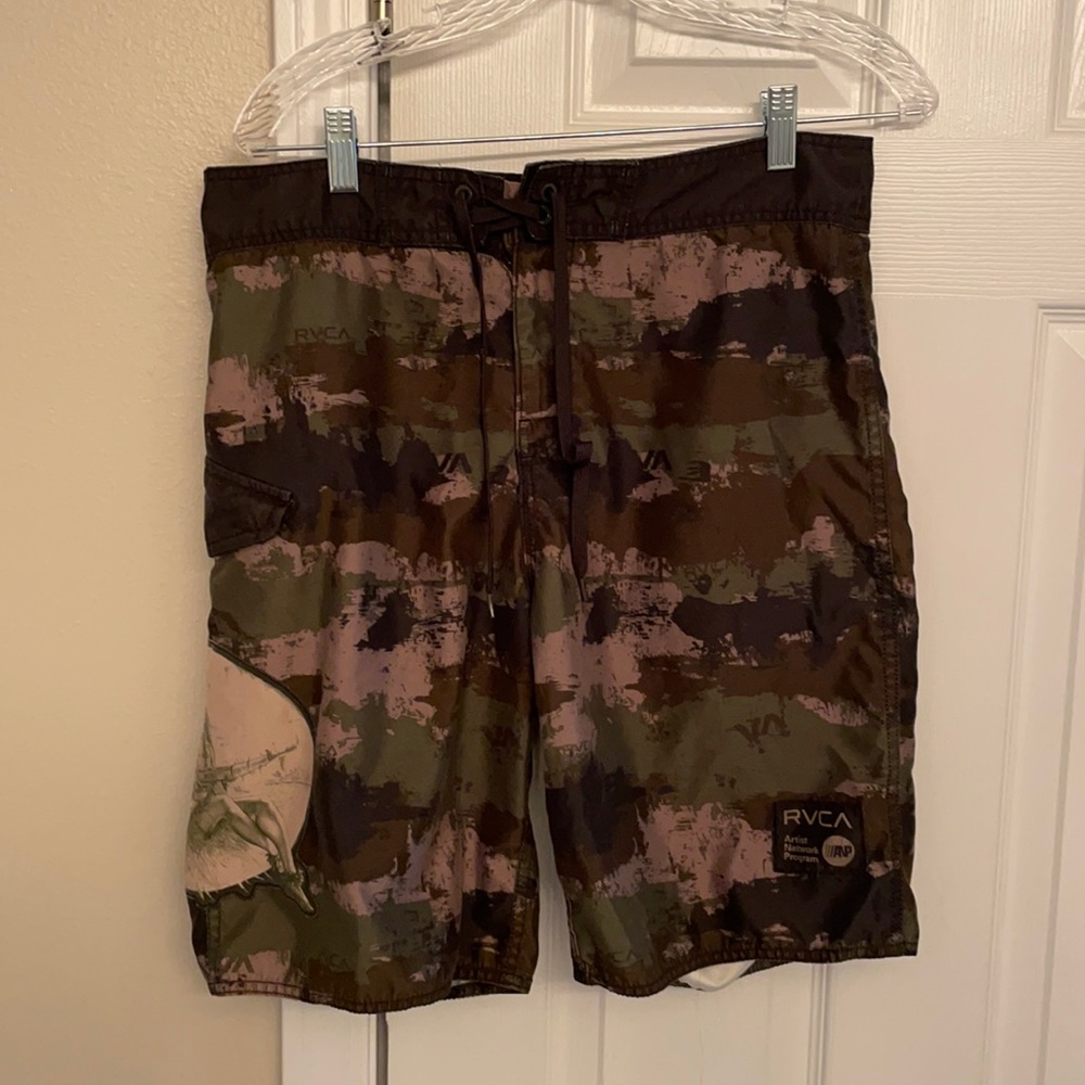 Surf shorts